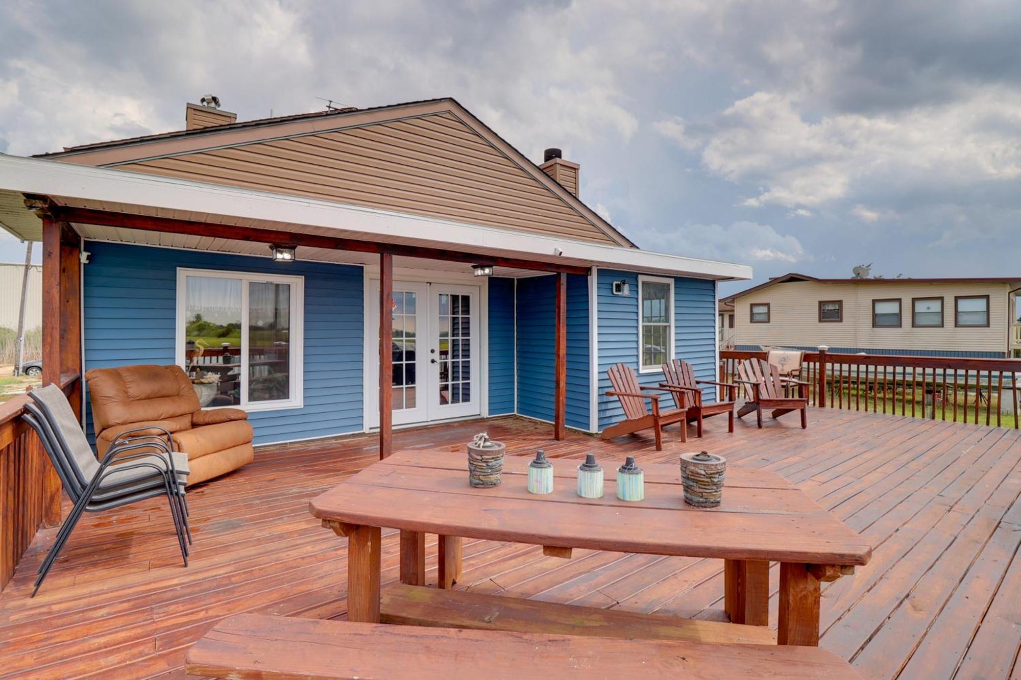 Oceanfront Milford Home With View And Boat Access Экстерьер фото